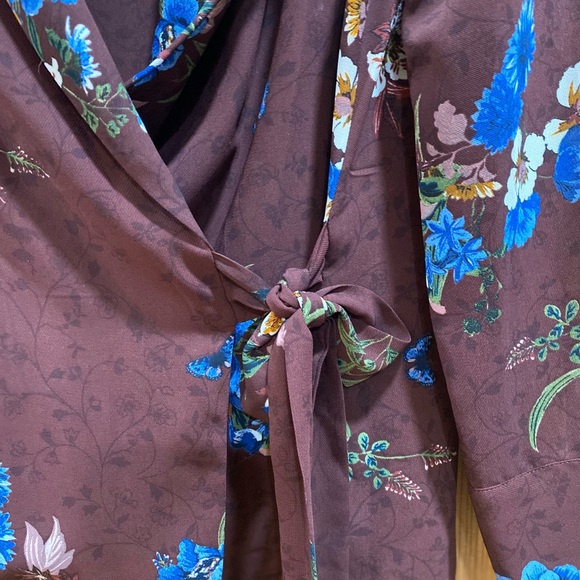 Zara Brown and Blue Floral Wrap Blouse - Picture 5 of 8